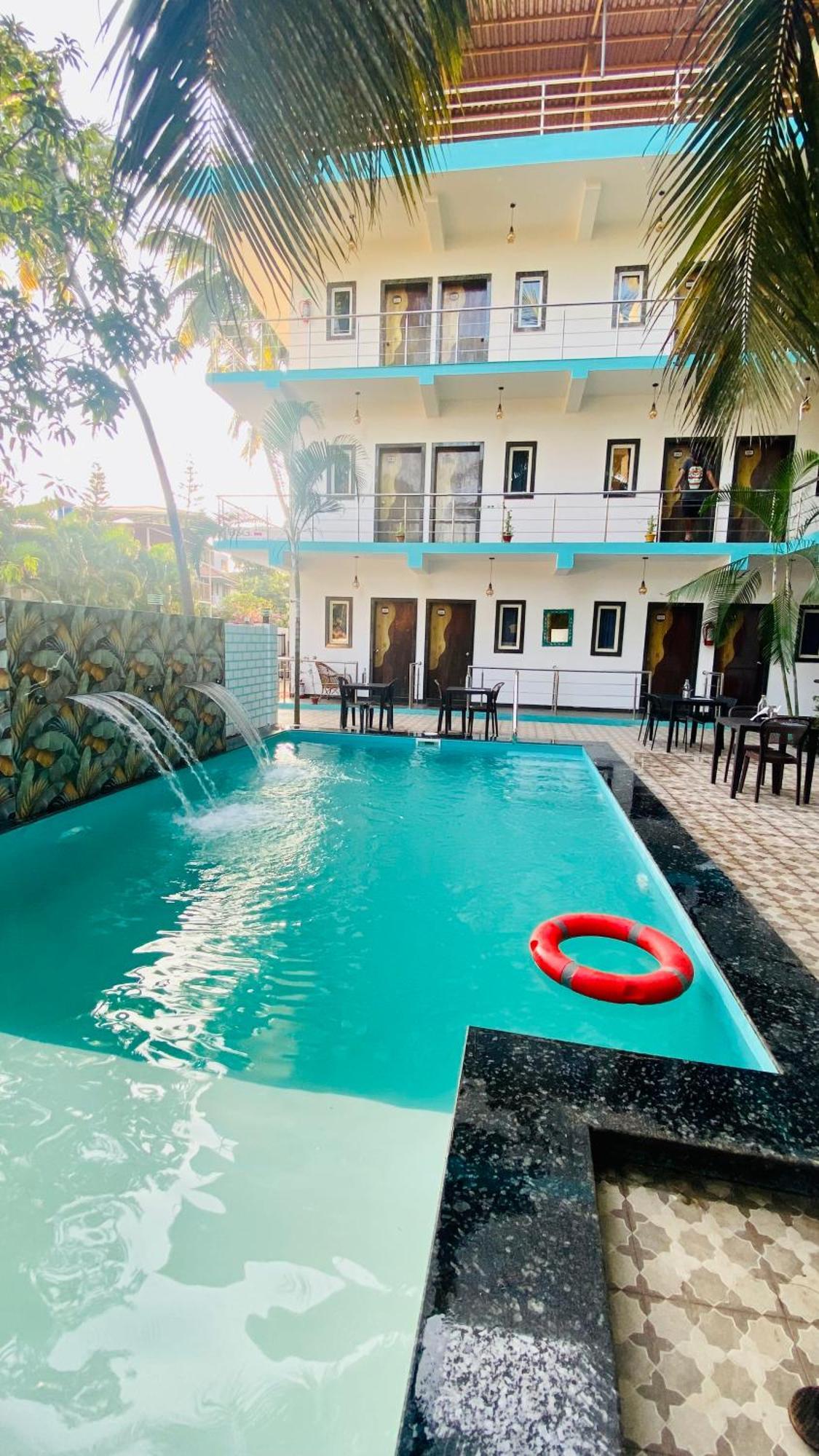 Bsg Stay - Turtle Beach Morjim Goa Exterior photo