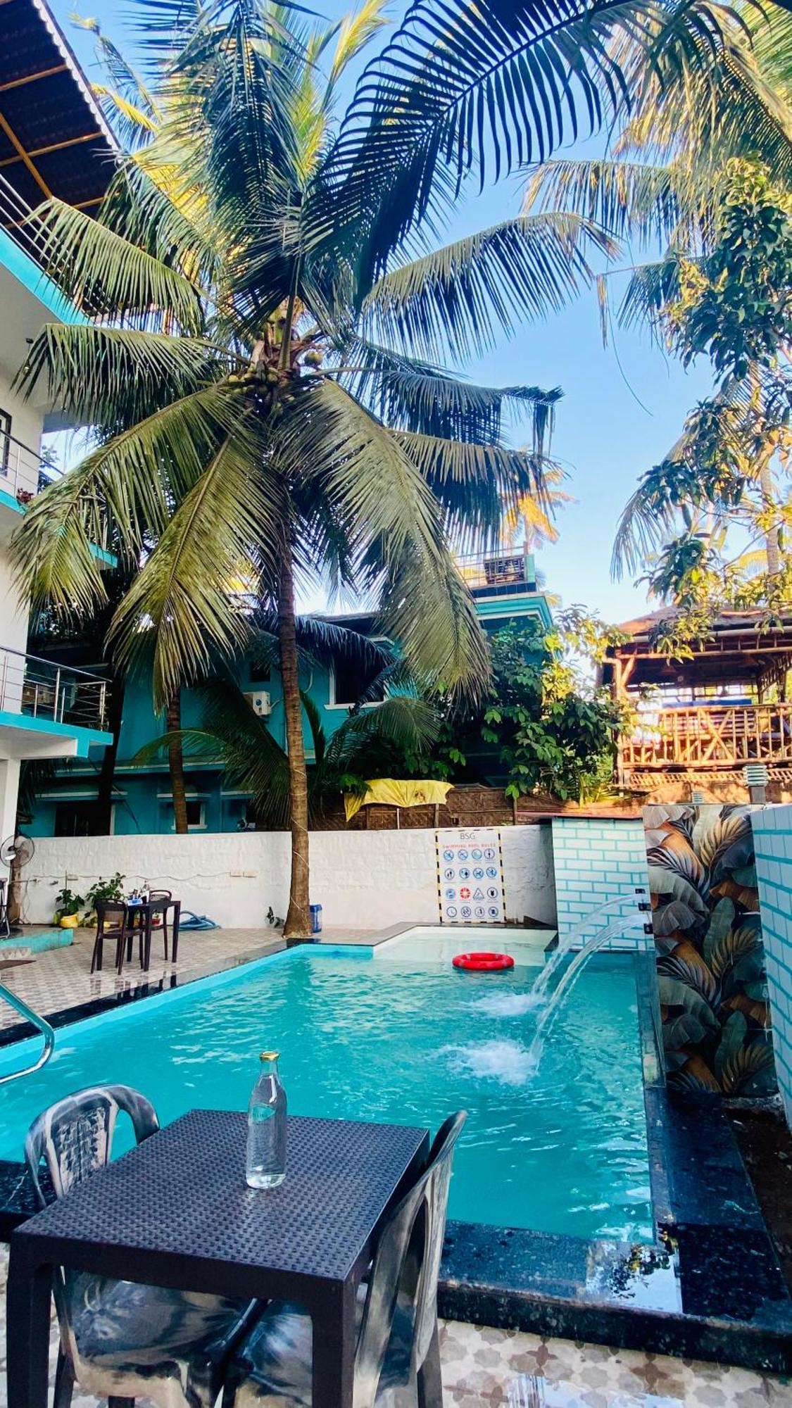 Bsg Stay - Turtle Beach Morjim Goa Exterior photo